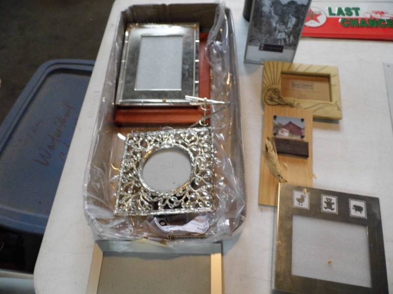 lot 35 image: Frames