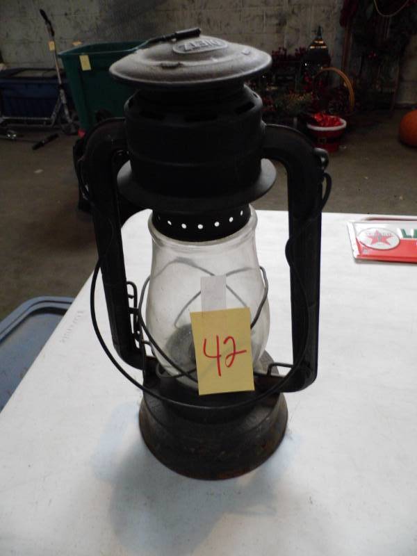 lot 42 image: Lantern