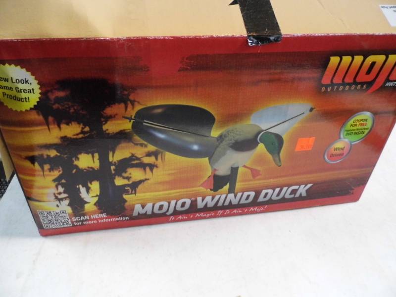 lot 44 image: Mojo Wind Duck