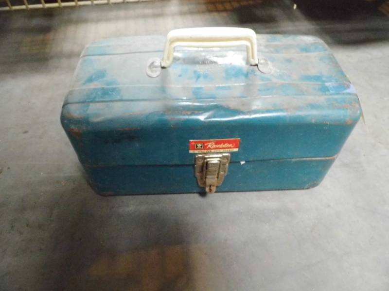 lot 63 image: Tackle Box of Nails