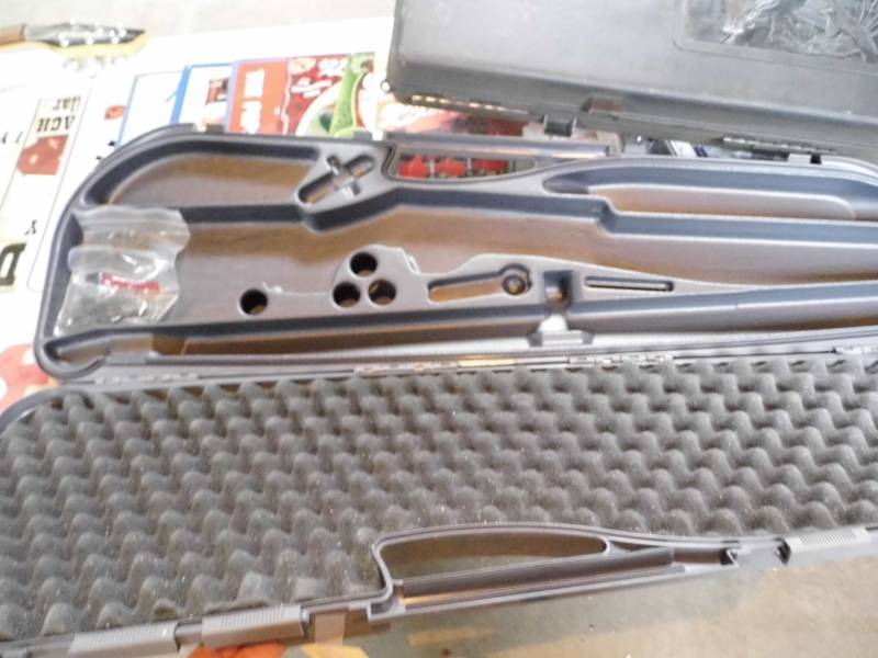 lot 67 image: Gun Case