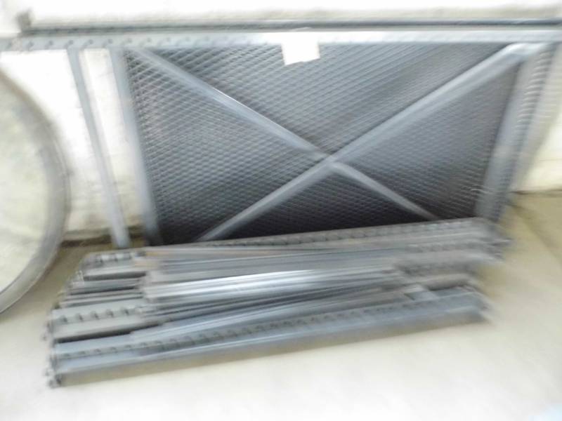 lot 188 image: Metal Racking