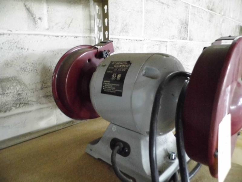 lot 225 image: 6 Bench Grinder