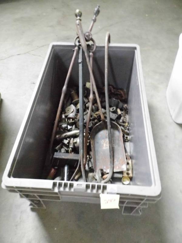 lot 242 image: Fittings -Crate