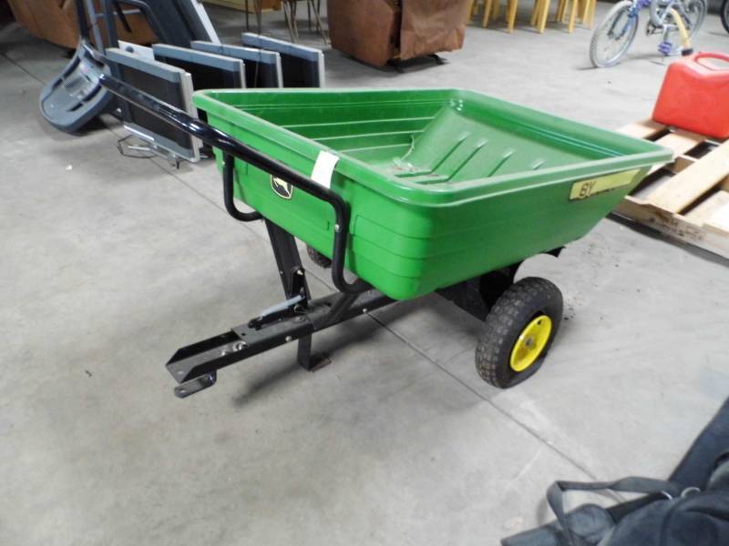 lot 261 image: John Deere Cart