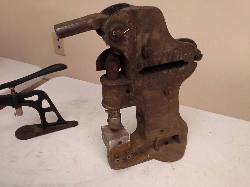 lot 43 image: Metal VisePress