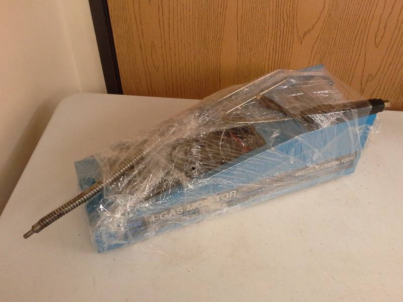 lot 12 image: 4-Gas Monitor Digital Gas Analyzer