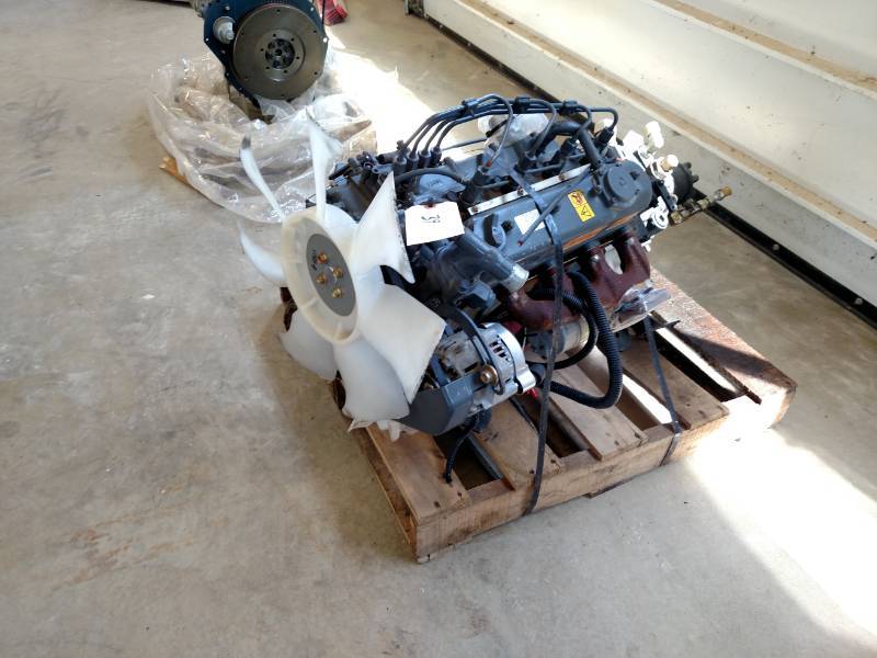 lot 39 image: Kubota V1505 4 Cylinder Diesel Engi...