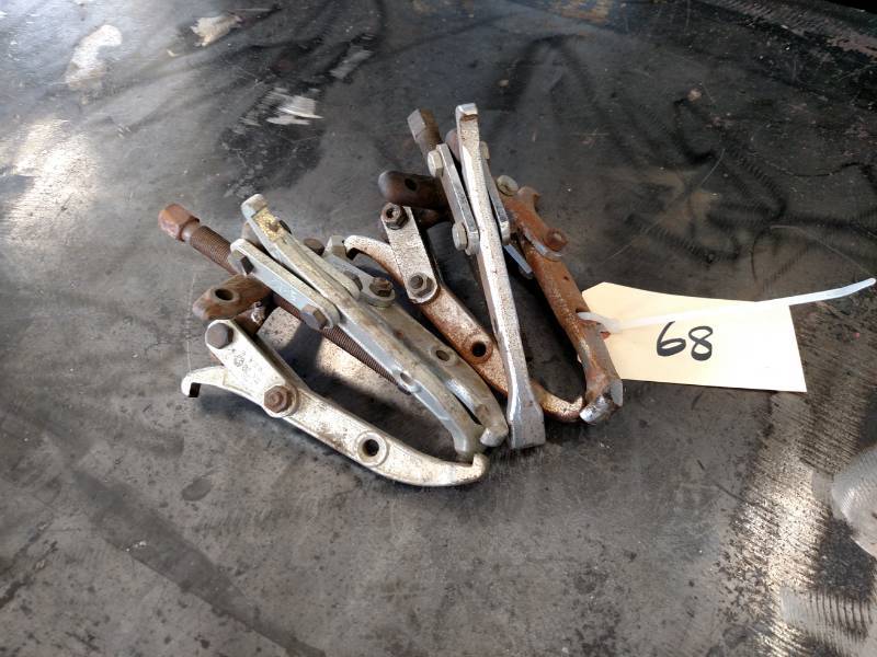 lot 68 image: (2) 3-Jaw Pullers...