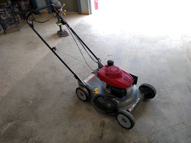 lot 108 image: Honda Harmony 21 Self Propelled Mo...