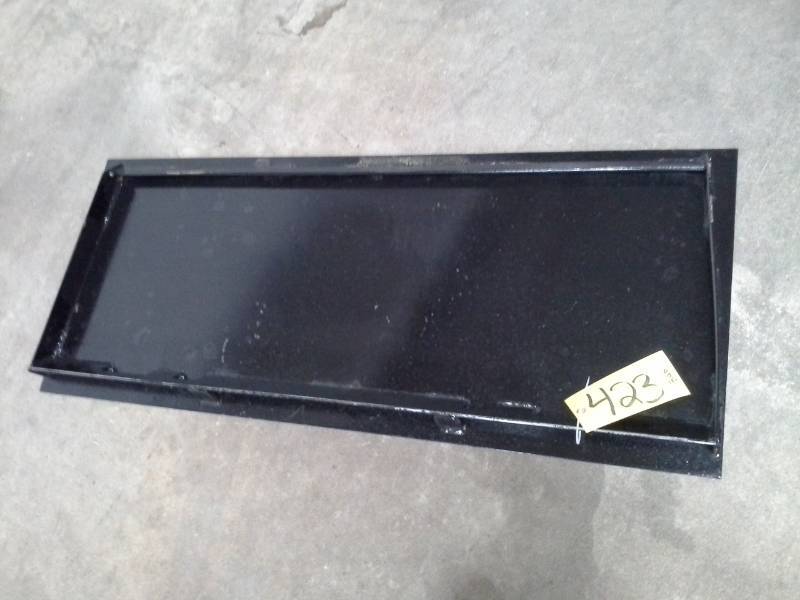 lot 423 image: Blank AdapterPush Plate (Skid Steer Attachment)