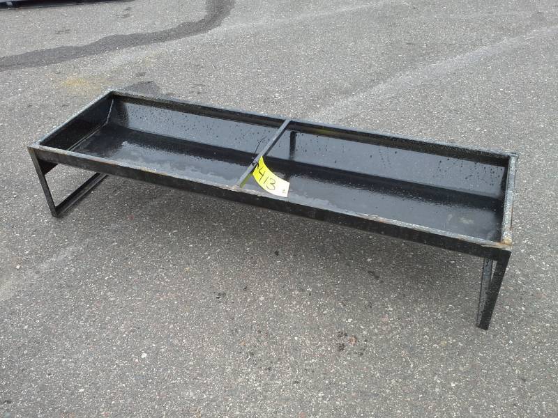 lot 413 image: Livestock TroughRaised Flower Bed