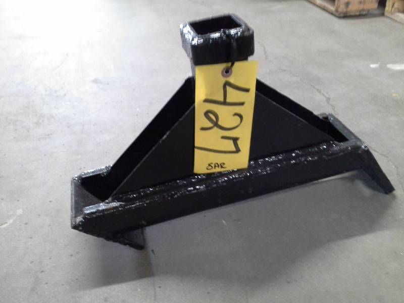 lot 427 image: Receiver Hitch for Skid Steer Quick Attach