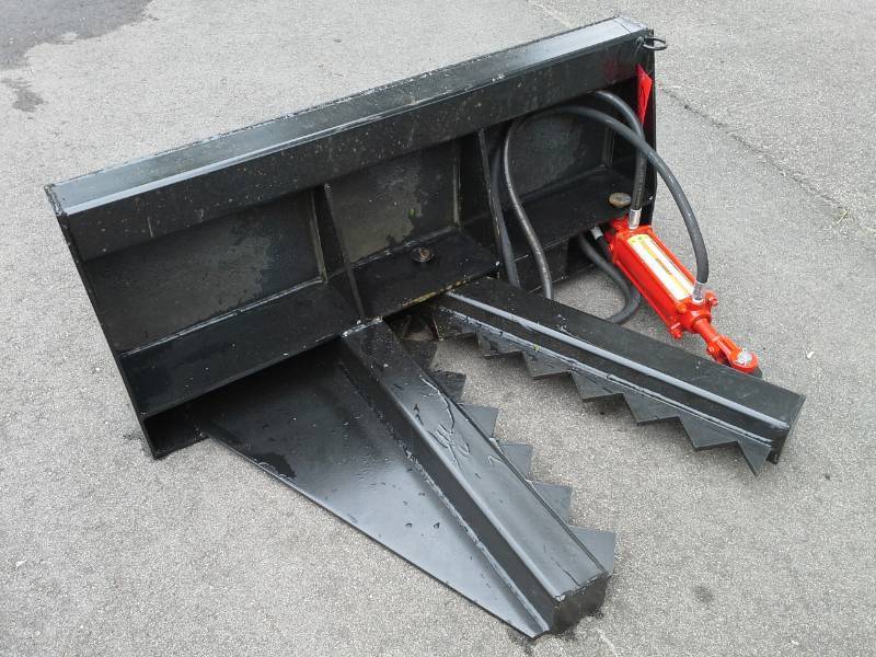 48 TreePost Puller (Skidsteer Attachment)