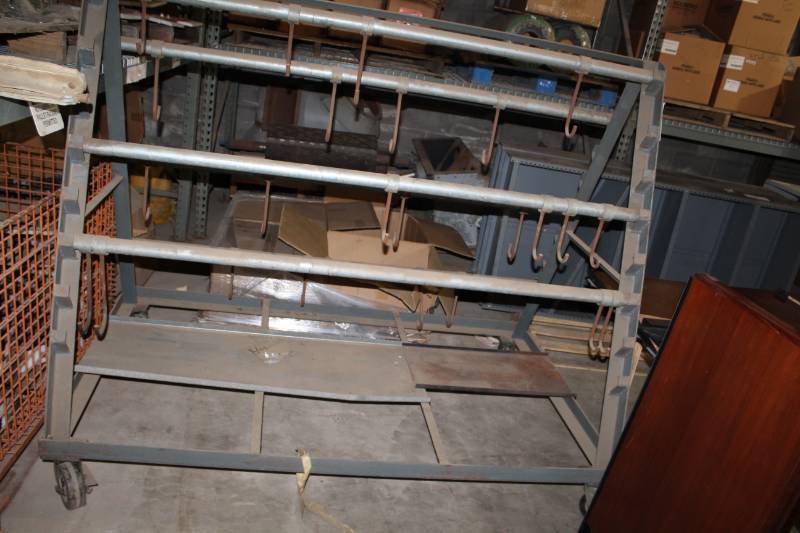 lot 446 image: Rolling Rack
