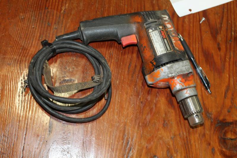 lot 503 image: Skil Professional 38in. High Torque Drill