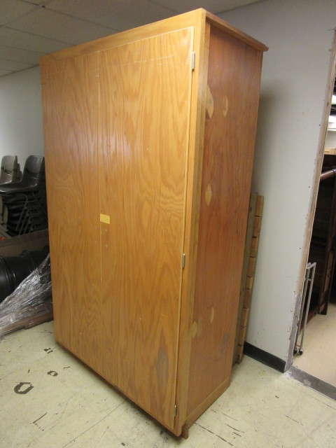 WOOD CABINET WITH DRAWERS