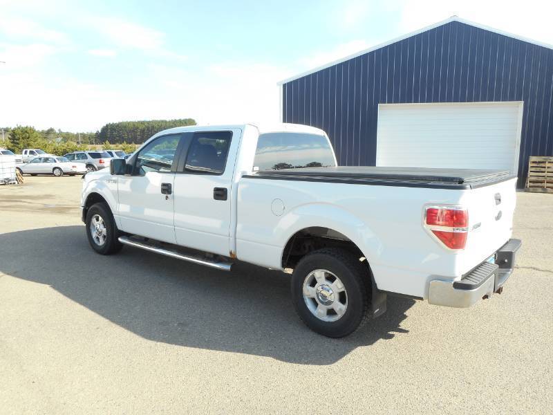 lot 2 image: 2010 Ford F150 XLT 4x4