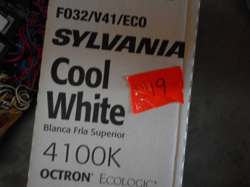 lot 19 image: BallastsFluorescent Light Bulbs Lot