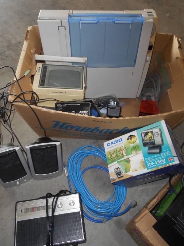 lot 16 image: Electronics Lot
