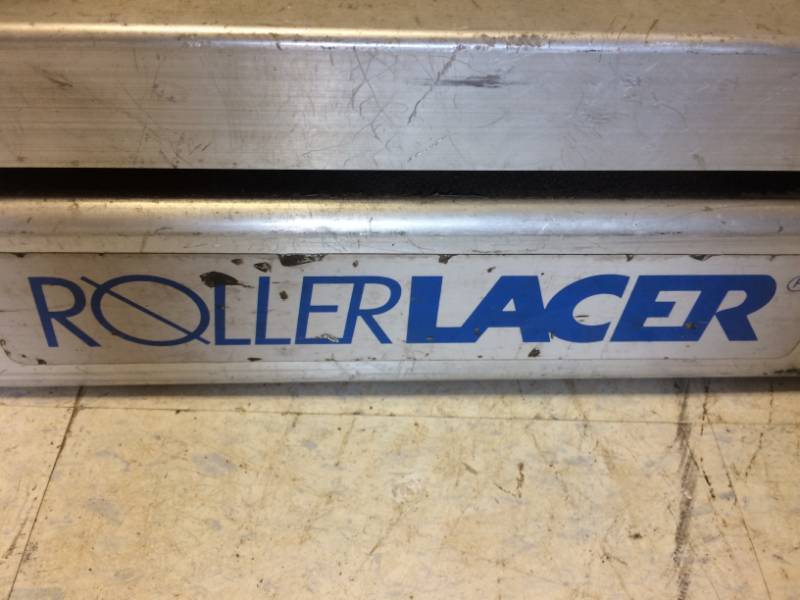 lot 11 image: Clipper Belt Roller Lacer