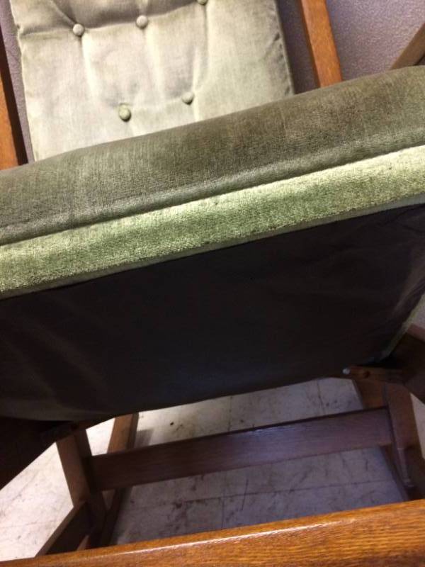lot 14 image: Wooden Rocking Chair