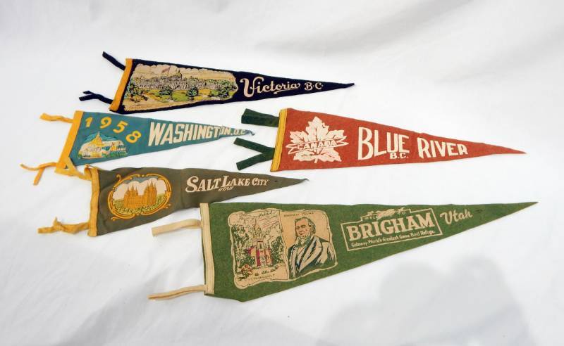 lot 113 image: Lot of Vintage 1950s Pennants