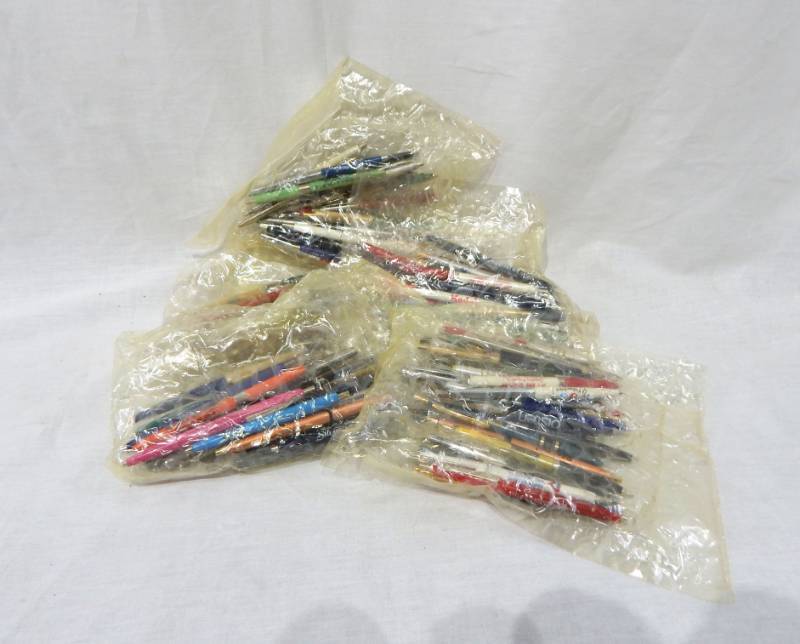 lot 30 image: Lot of Vintage Advertising Pens