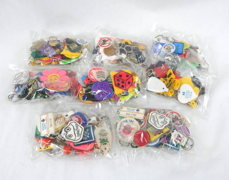 lot 47 image: Lot of Vintage Key Chains