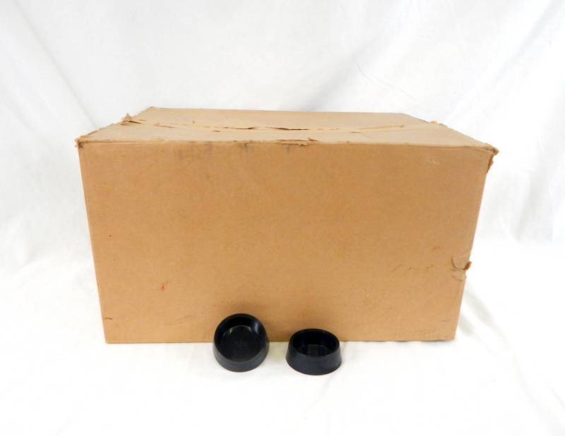 lot 129 image: Lot of Vintage Brown and Bigelow Remembrance Line Plastic Cups