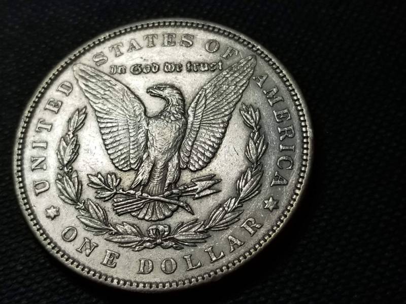 lot 70 image: 1889 MORGAN SILVER DOLLAR