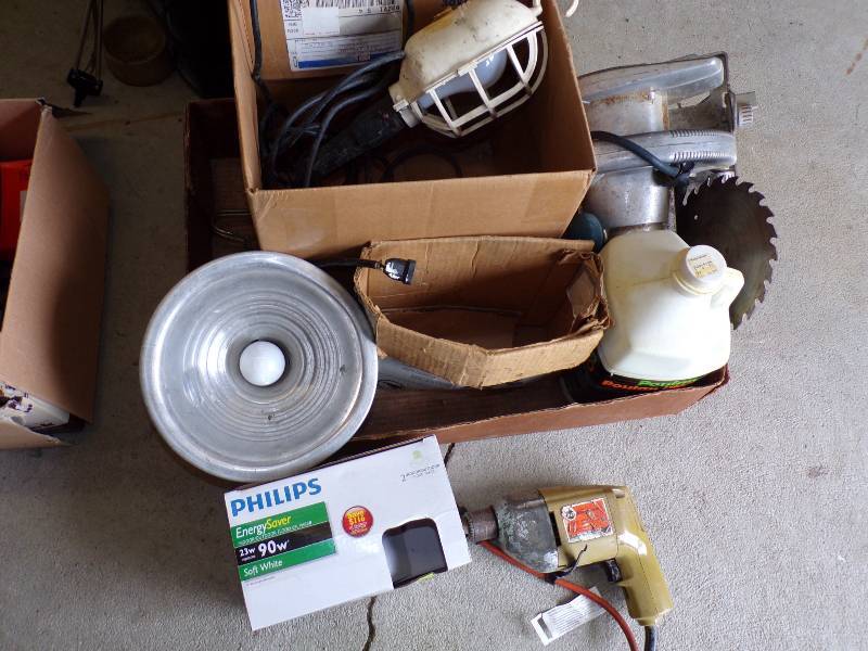 lot 71 image: Assorted Tools and Hardware