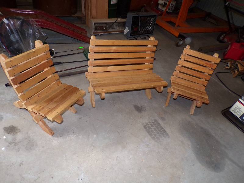 lot 98 image: Kids outdoor wood furniture