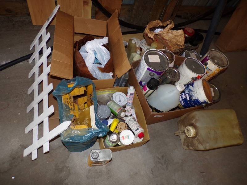 lot 127 image: Cleaning Supplies, Paint and more