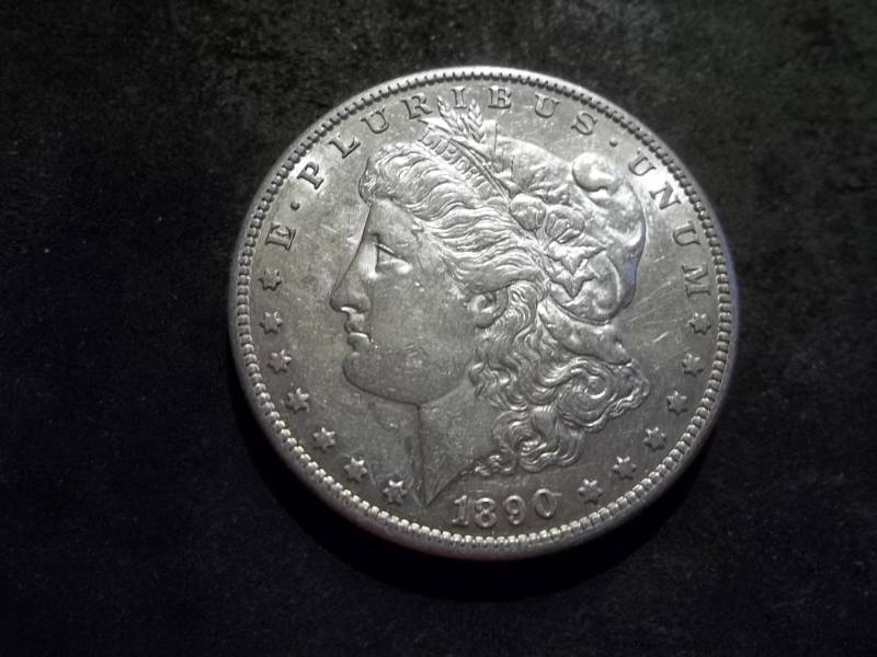 lot 26 image: 1890 S  Morgan Silver Dollar