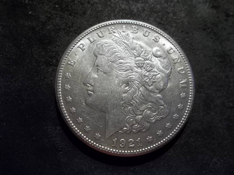 lot 41 image: 1921 S Morgan Silver Dollar