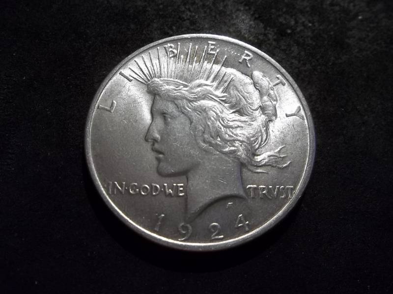 lot 47 image: 1924 Peace Silver Dollar