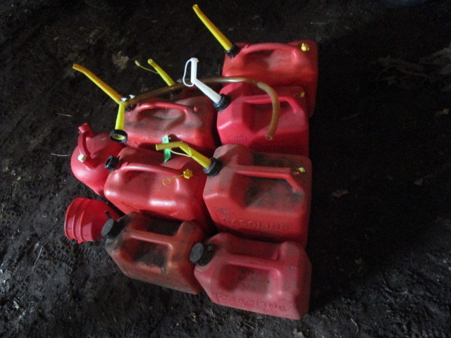 lot 121 image: PLASTIC GAS CONTAINERS