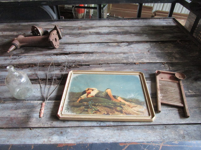 lot 168 image: MISC. ITEMS