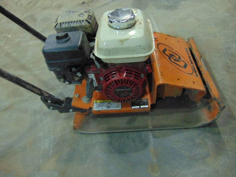 lot 32 image: MBW Plate Compactor