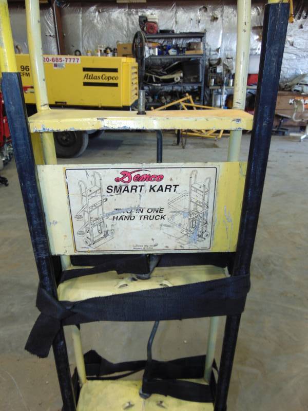 lot 38 image: Appliance Dolly