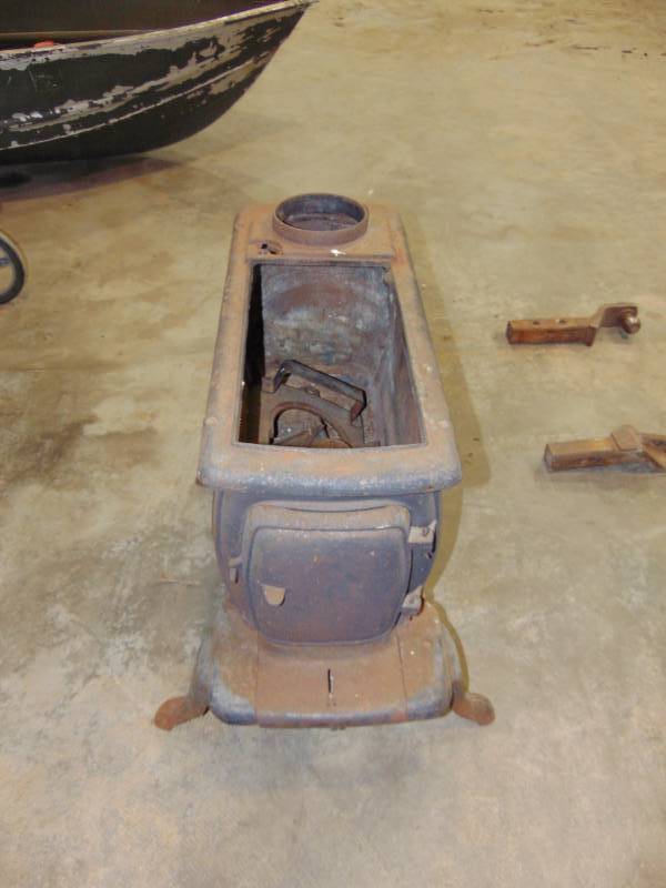 lot 41 image: Wood Stove