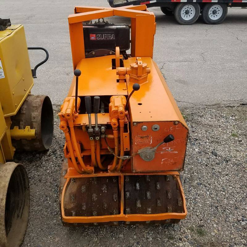 lot 37 image: Rammax Tandem Vibratory Trench Compactor