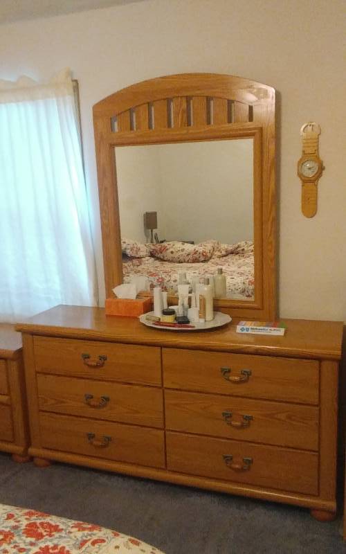lot 59 image: 6-Drawer Dresser 64x17x33 With Mirror 37x48 With Matching 2-Drawer Night Stand 26x17x26