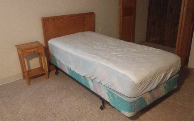 lot 63 image: Twin Size Bed With Head Board & Night Stand