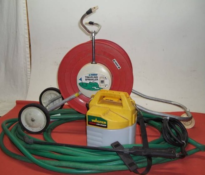 lot 109 image: Lawn Care Items