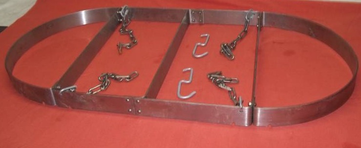 lot 124 image: Pots and Pans Hanging Rack