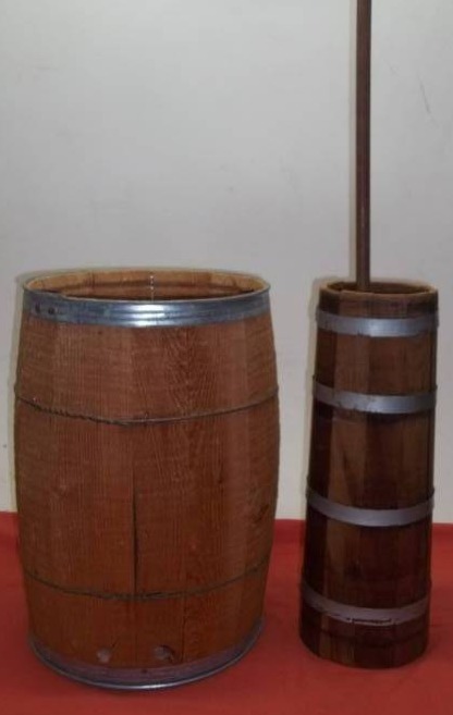 lot 128 image: Churn and Barrel
