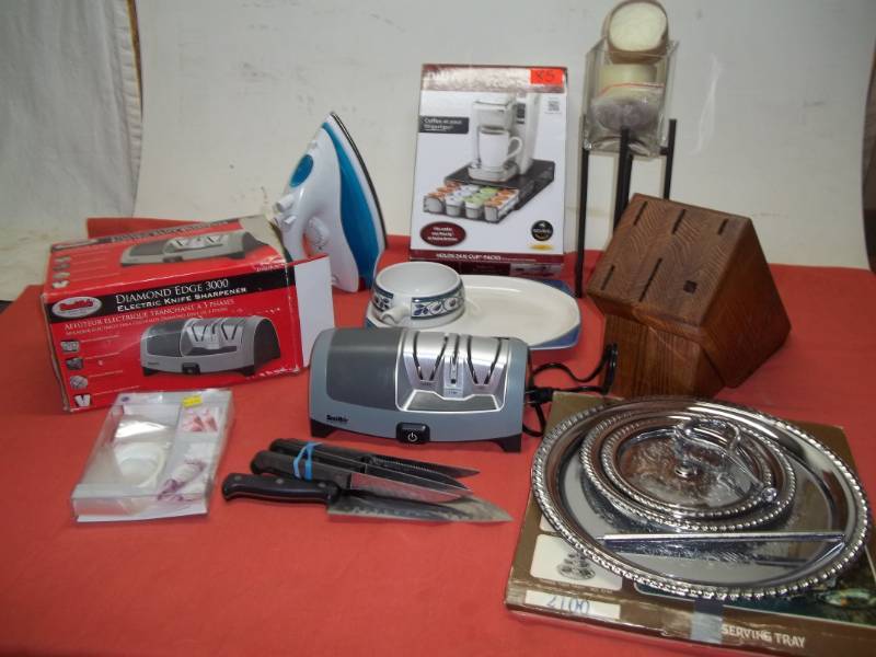 lot 94 image: Assorted Kitchen Wares