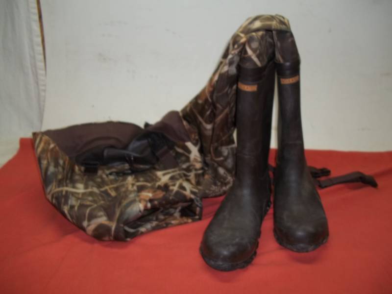 lot 98 image: Waders